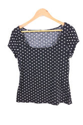 חולצה טי שרט מנוקדת בשחור ולבן-L-XL